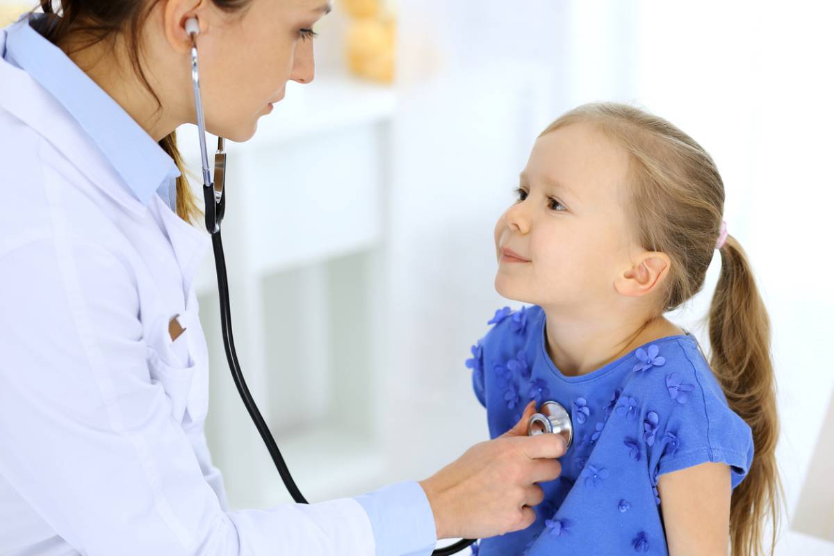 Featured image for 7 Signs Your Child Should See a Pulmonologist